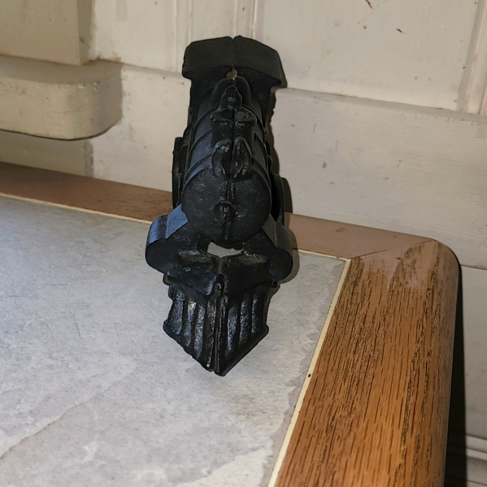 Vintage  cast iron train engine #50 - Picture 4 of 6
